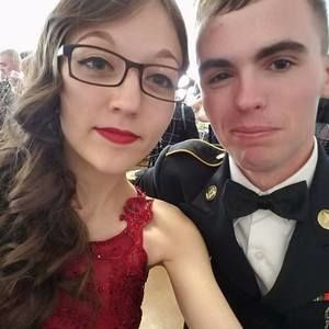 Meet your Posher, Cassandra